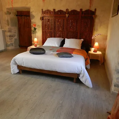 Le Clos Des Lavandes Bed & Breakfast